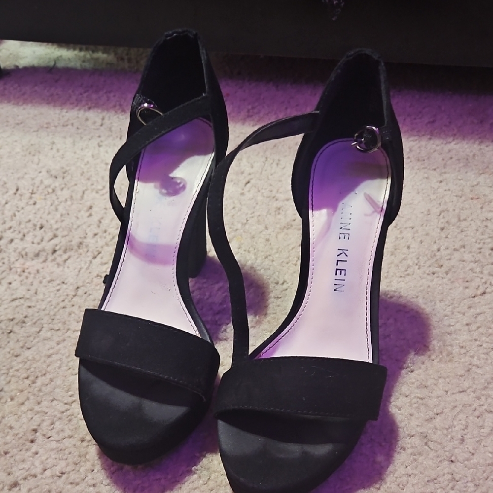 Anne Klein Black Heels with Classic d'Orsay Design